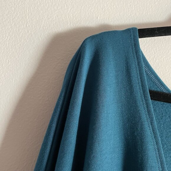 Beyond Yoga Womn XL Majestic Blue Plot Twist Reversible Pullover Sweatshirt NWOT - Picture 6 of 10